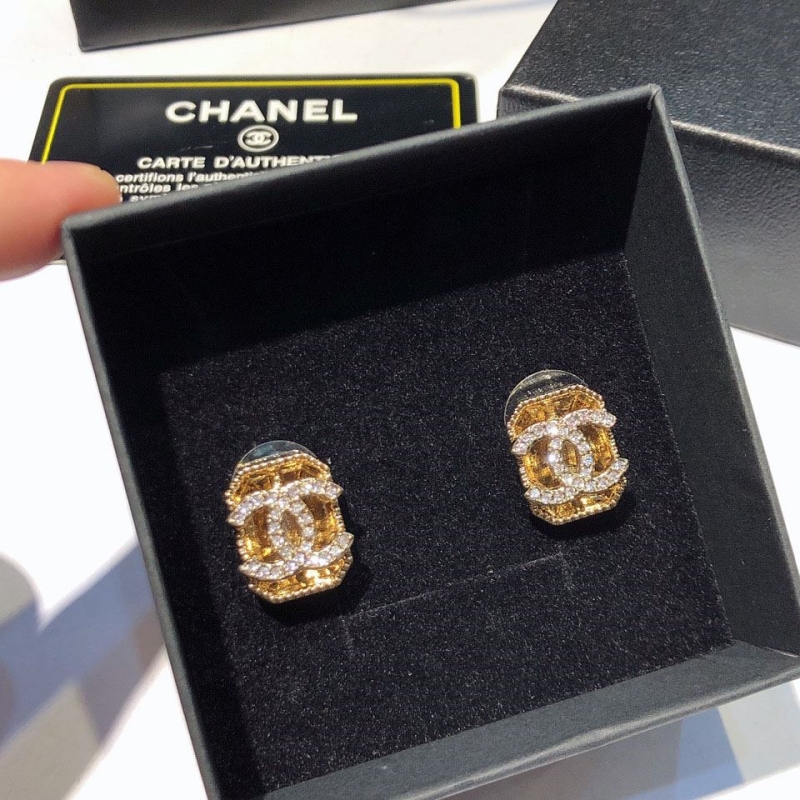 Ch**el earrings